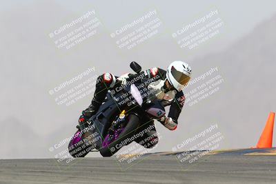 media/Mar-28-2022-Superbike Trackdays (Mon) [[b8603d0f67]]/Advanced Group (1pm-130pm)/Turn 9/